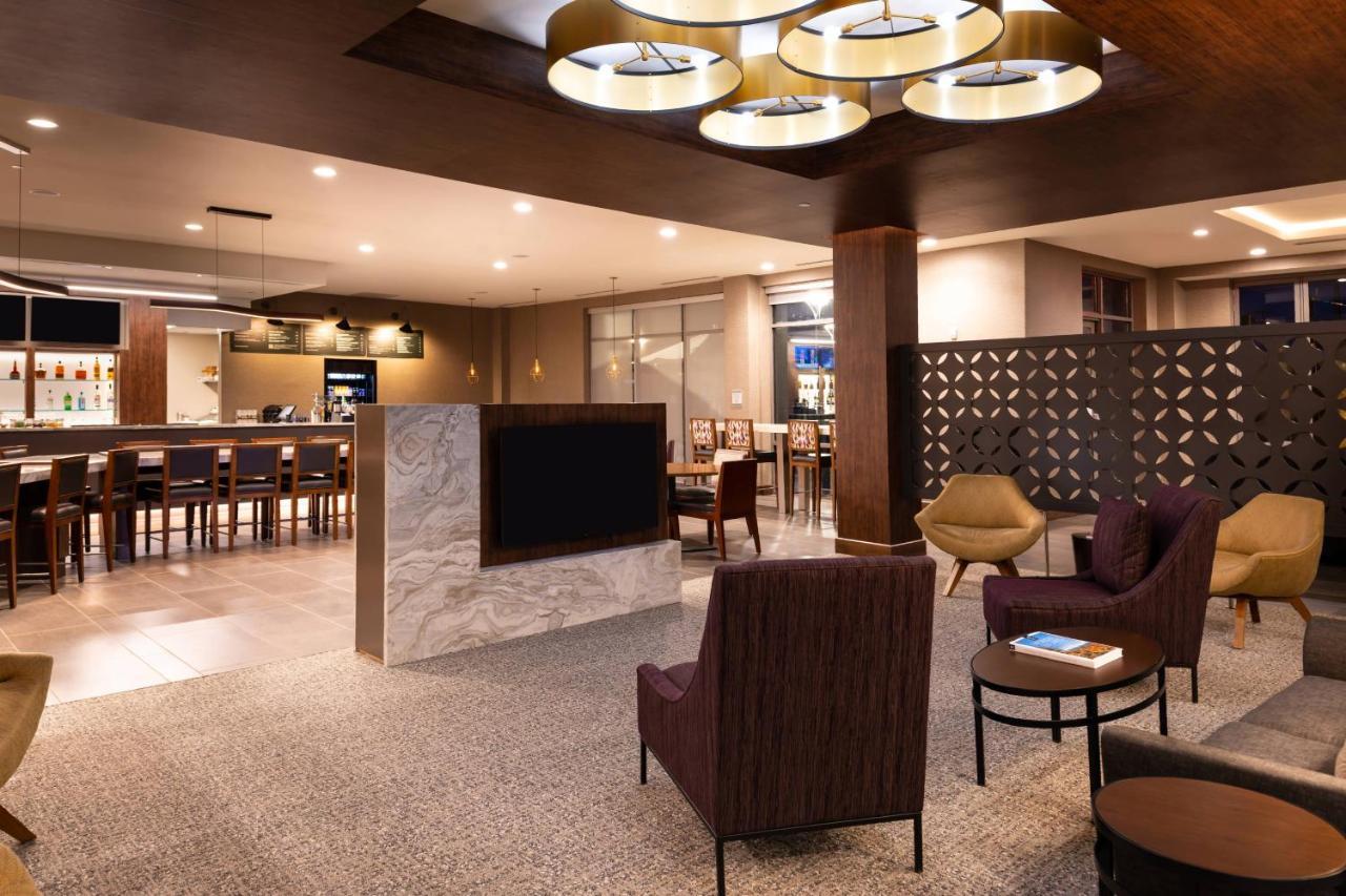 Courtyard By Marriott Charlotte Northlake Εξωτερικό φωτογραφία
