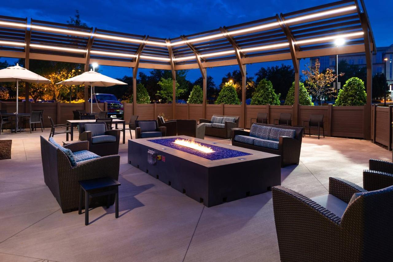 Courtyard By Marriott Charlotte Northlake Εξωτερικό φωτογραφία